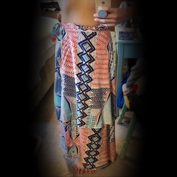 Volcom Wrap Skirt/Dress - Picture 6 of 8